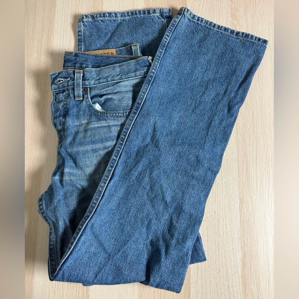*SALE* Hollister Men's Classic Straight Denim Jeans